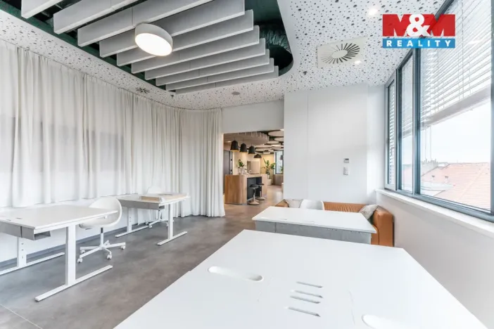 Pronájem obchodního prostoru, Praha, Jihlavská, 30 m2