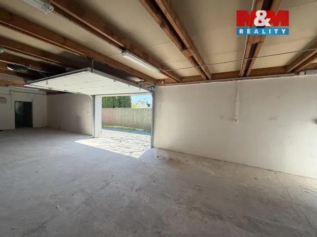 Prodej skladu, Spořice, 179 m2