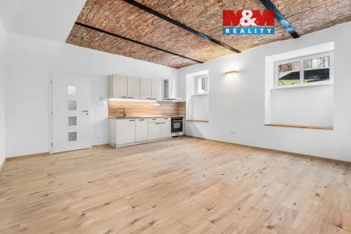 Pronájem bytu 2+kk, Jablonec nad Nisou, Růžová, 50 m2