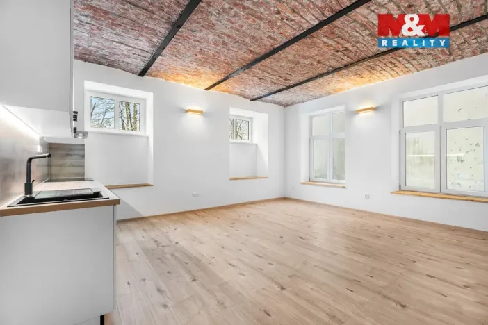 Pronájem bytu 2+kk, Jablonec nad Nisou, Růžová, 50 m2