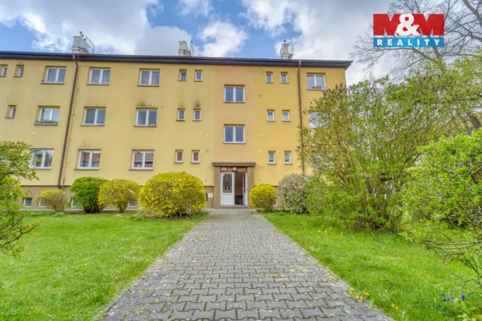 Prodej bytu 3+1, Plzeň - Koterov, Topolová, 70 m2