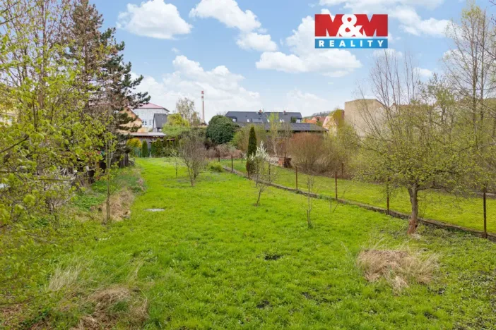 Prodej zahrady, Hostomice, Školní náměstí, 1050 m2