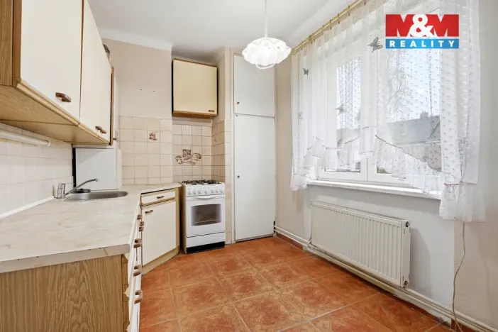 Prodej bytu 2+1, Teplice - Řetenice, V břízkách, 49 m2