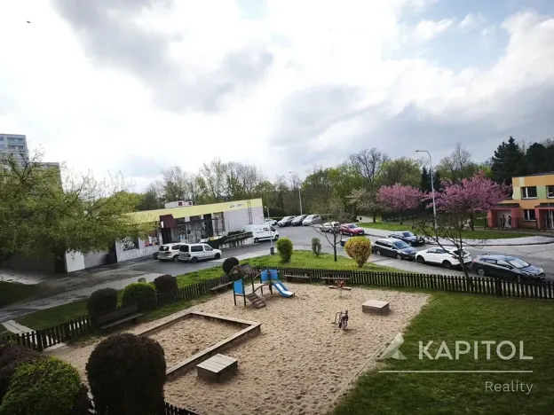 Pronájem bytu 2+1, Praha - Petrovice, Jakobiho, 42 m2