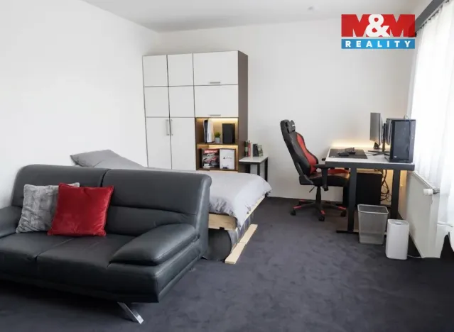 Prodej činžovního domu, Pardubice - Zelené Předměstí, Hronovická, 140 m2