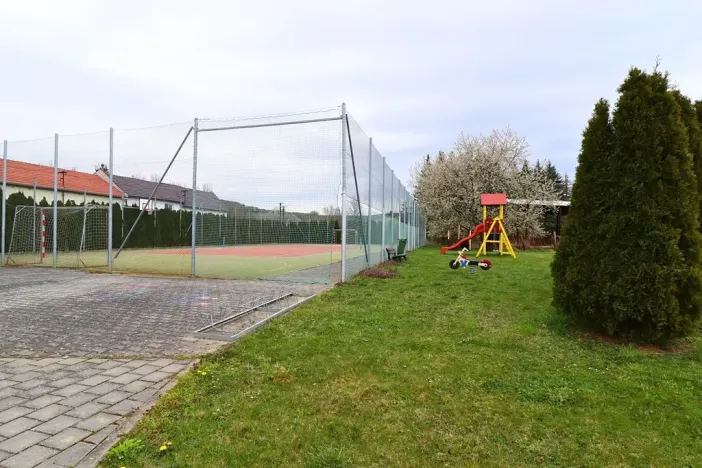 Prodej pozemku pro bydlení, Kožušice, 815 m2