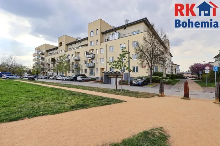 Pronájem bytu 2+1, Praha - Zbraslav, Jaromíra Vejvody, 75 m2