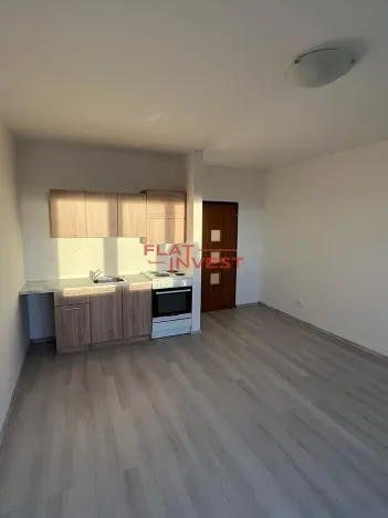 Pronájem bytu 1+kk, Tanvald, U Školky, 30 m2