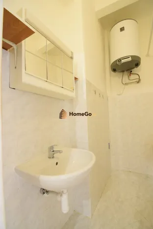 Pronájem bytu 2+1, Praha - Nusle, U gymnázia, 53 m2