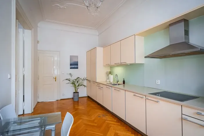 Pronájem kanceláře, Praha - Staré Město, Na Perštýně, 197 m2