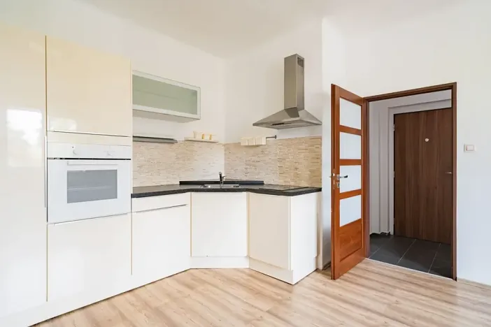 Pronájem bytu 2+kk, Praha - Veleslavín, Evropská, 46 m2