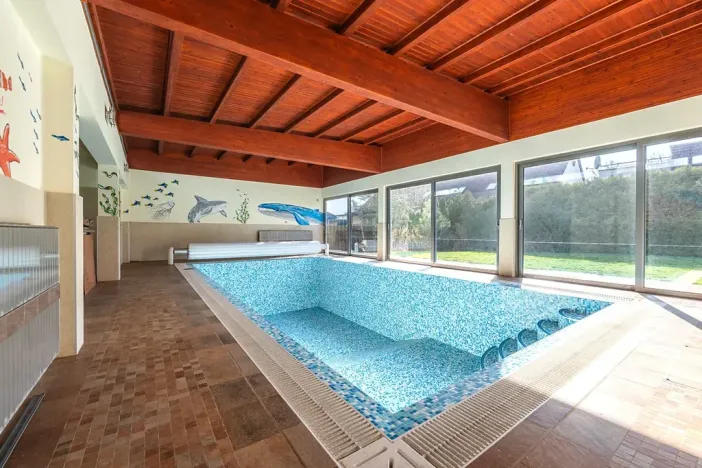 Prodej rodinného domu, Zlín, U Hřiště, 415 m2