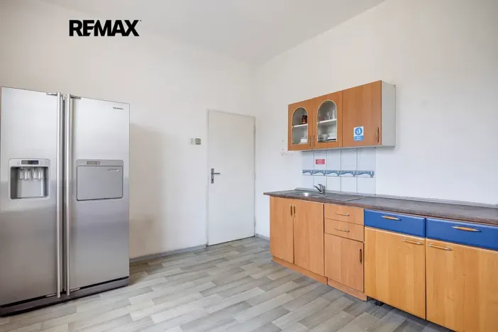 Pronájem výrobních prostor, Rudná, Masarykova, 1270 m2