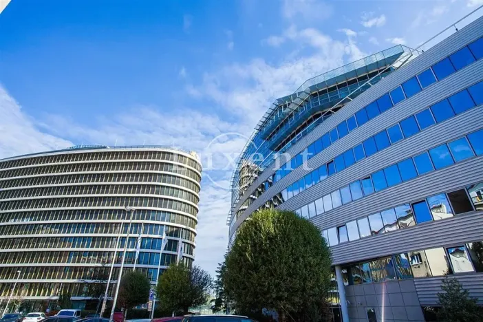 Pronájem kanceláře, Praha - Nusle, Doudlebská, 883 m2