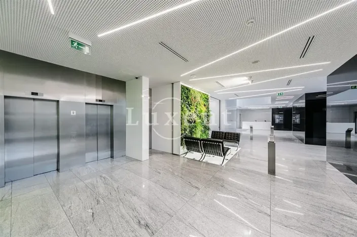 Pronájem kanceláře, Praha - Krč, Olbrachtova, 733 m2