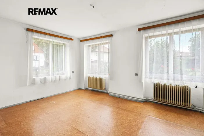 Prodej rodinného domu, Zlosyň, 307 m2