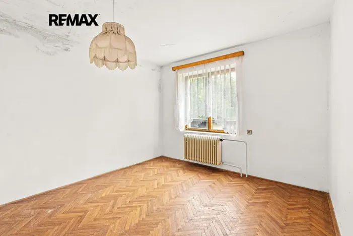 Prodej rodinného domu, Zlosyň, 307 m2