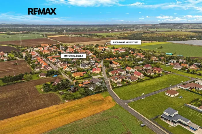 Prodej rodinného domu, Zlosyň, 307 m2