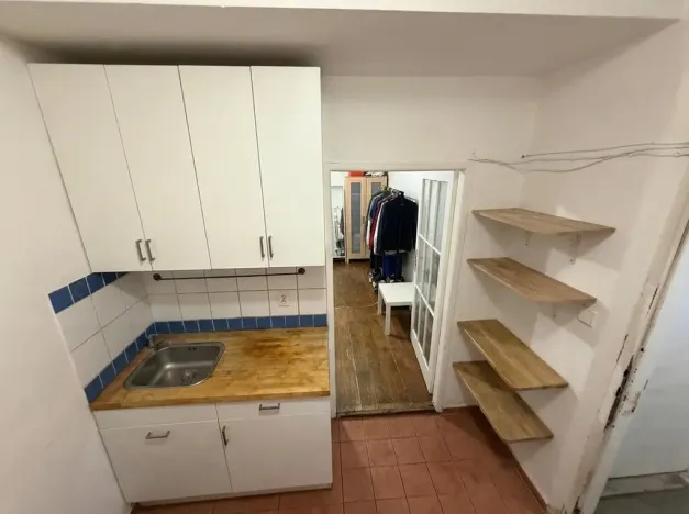 Prodej bytu 1+kk, Praha - Bubeneč, Zelená, 26 m2