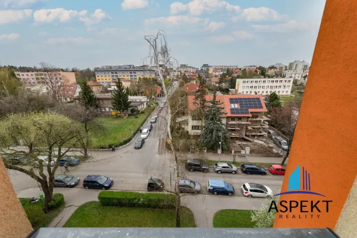 Prodej bytu 2+1, Praha - Malešice, Káranská, 53 m2