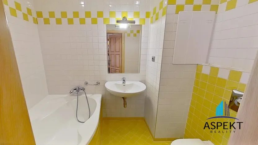 Prodej bytu 2+1, Praha - Malešice, Káranská, 53 m2