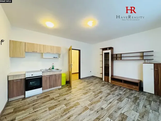 Pronájem bytu 1+kk, Benešov, Na Chmelnici, 26 m2