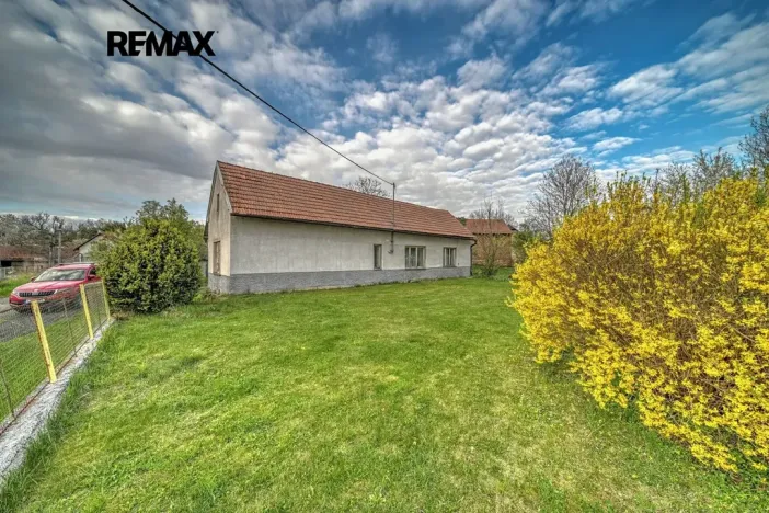 Prodej rodinného domu, Bečváry, 100 m2