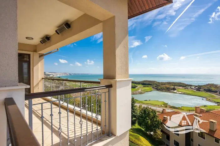 Prodej bytu 4+kk, Topola, Bulharsko, 188 m2