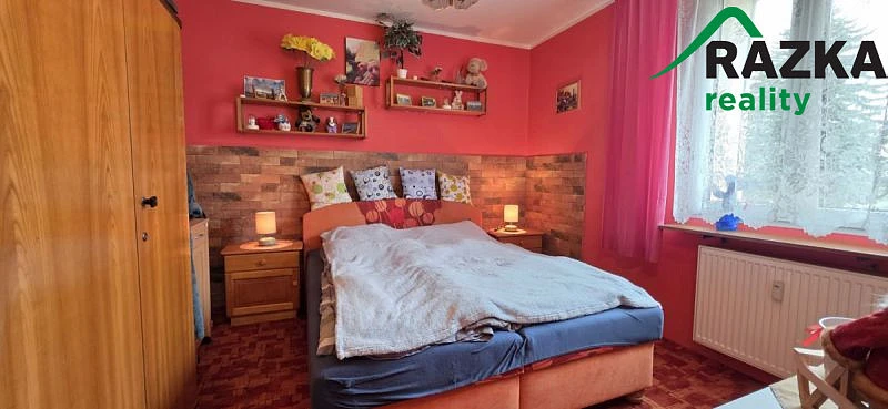 Prodej bytu 3+1, Chodová Planá, sídliště Lučina, 68 m2