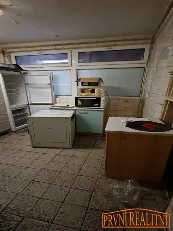 Pronájem obchodního prostoru, Uherský Brod, 26. dubna, 146 m2