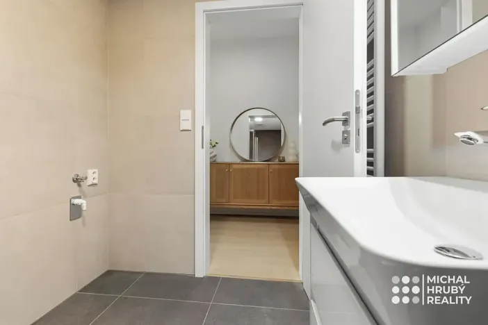 Prodej bytu 2+kk, Ostrava, Výstavní, 40 m2