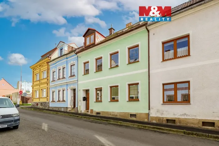 Prodej rodinného domu, Aš, Majakovského, 195 m2