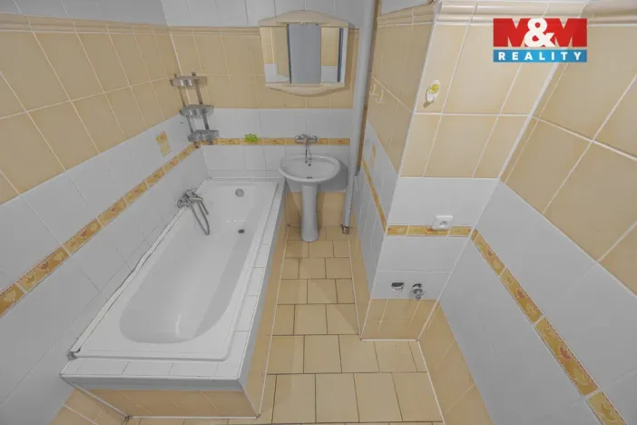 Prodej bytu 3+1, Náchod, Tyršova, 60 m2