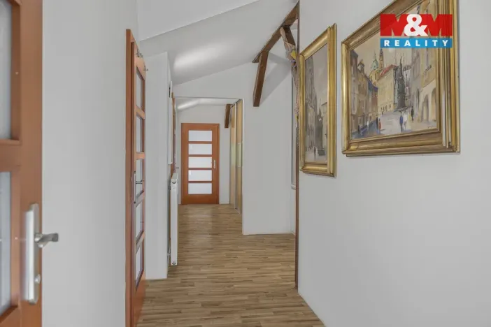 Prodej rodinného domu, Sulice - Želivec, Hlavní, 374 m2