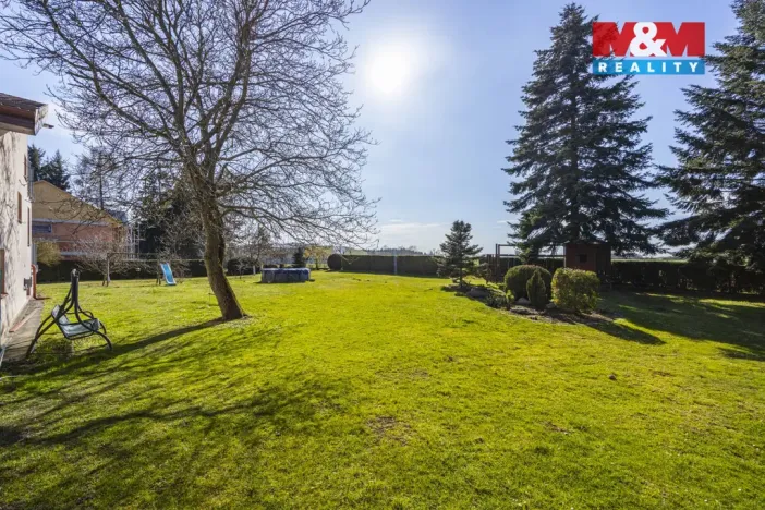 Prodej rodinného domu, Sulice - Želivec, Hlavní, 374 m2