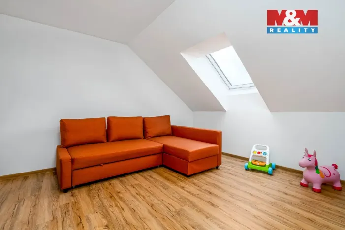 Prodej rodinného domu, Pardubice - Dražkovice, 250 m2