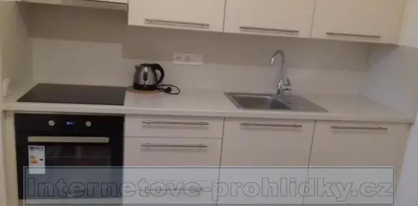 Pronájem pokoje, Brno, Svážná, 18 m2