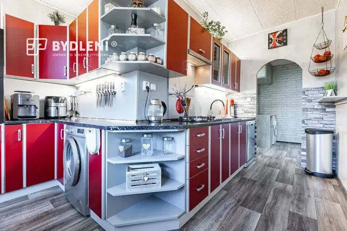 Prodej bytu 2+1, Chomutov, Palackého, 66 m2