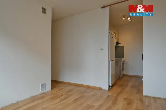 Pronájem bytu 2+kk, Čáslav - Čáslav-Nové Město, R. Těsnohlídka, 36 m2