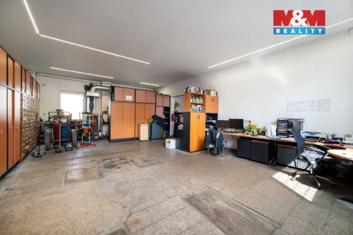 Pronájem obchodního prostoru, Moravská Třebová, Nové sady, 2231 m2