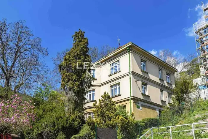 Prodej rodinného domu, Praha - Smíchov, Pod Děvínem, 232 m2