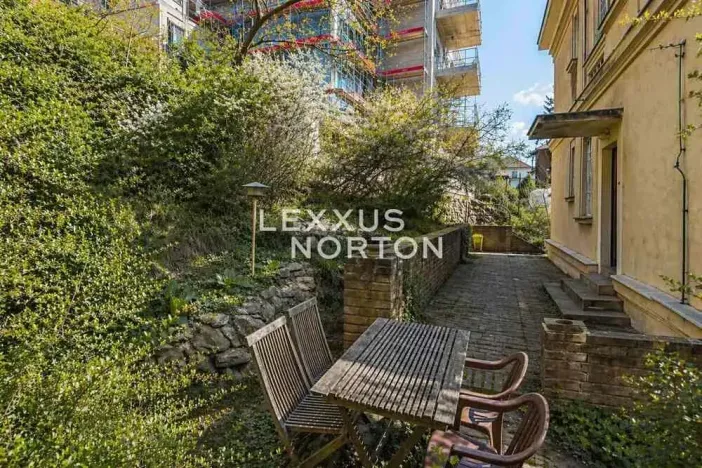 Prodej rodinného domu, Praha - Smíchov, Pod Děvínem, 232 m2