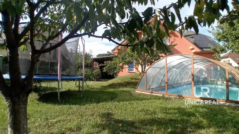 Prodej rodinného domu, Božice, 233 m2