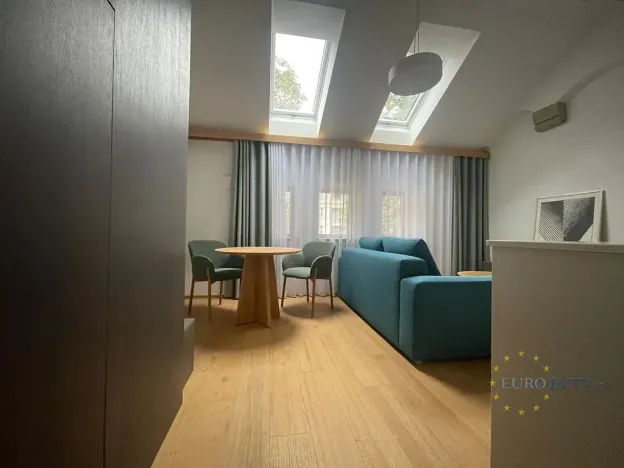 Pronájem bytu 1+kk, Praha - Vršovice, Bartoškova, 40 m2