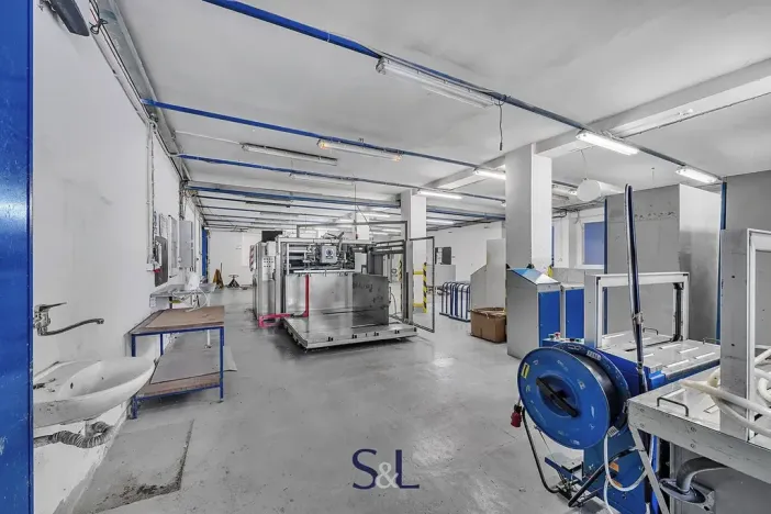 Prodej výrobních prostor, Nový Bor, Sklářská, 6477 m2