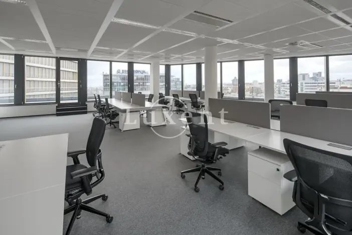 Pronájem kanceláře, Praha - Nusle, Pikrtova, 500 m2