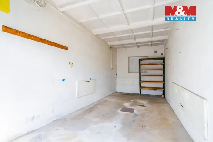 Prodej garáže, Třeboň, 21 m2
