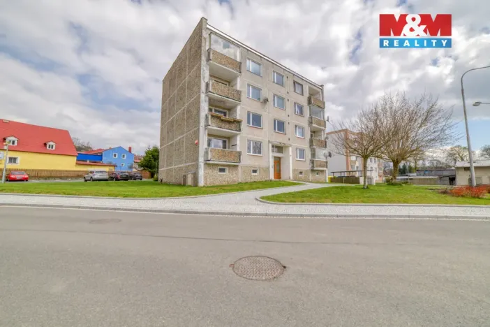 Pronájem bytu 1+1, Teplá, Palackého, 41 m2