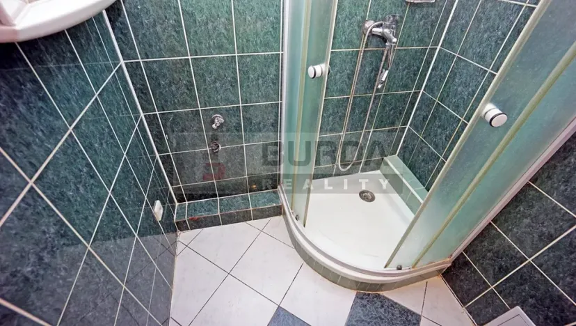 Pronájem bytu 2+kk, Neratovice, 28 m2