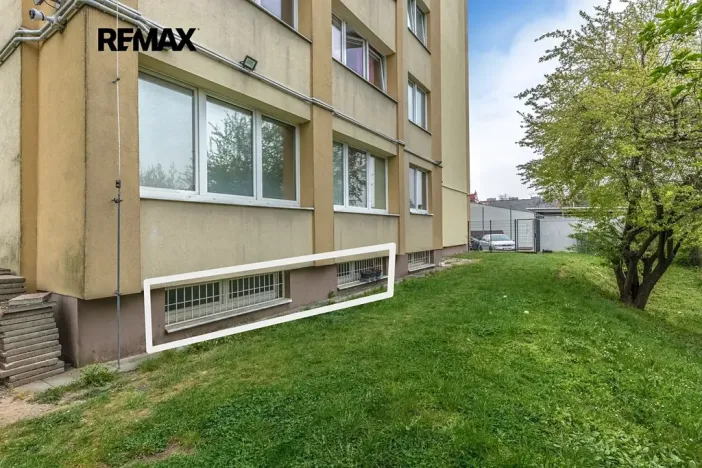 Prodej bytu 1+kk, Praha - Střížkov, Děčínská, 23 m2